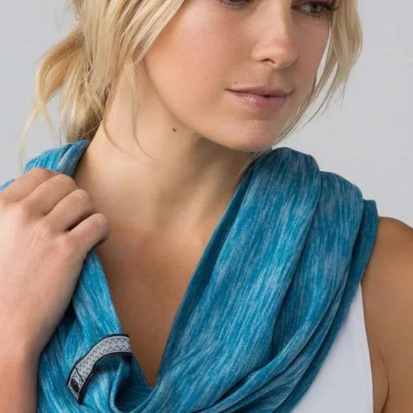 Blue Infinity Scarf - Picture 3 of 7